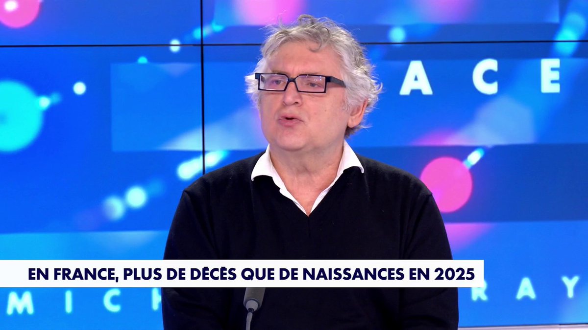 «Je pense que la planète est en train de faire comprendre qu'elle en a assez, 10 milliards de personnes cela ne va pas être possible et on commence à ne plus faire d'enfants», assure Michel Onfray, dans #FaceAMichelOnfray