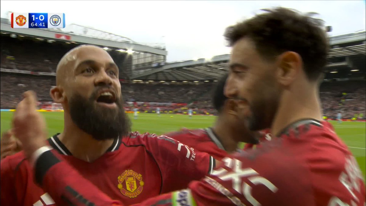 Bryan Mbeumo. Stretford End. ERUPTION! 🤯