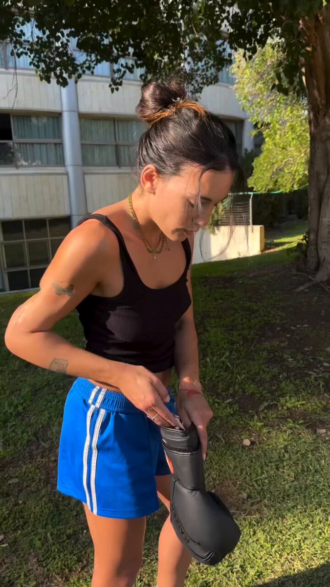 Noa, we salute you. 🦁 Critically wounded by a Hezbollah attack drone, Noa has fought back every day to regain her strength. This Israeli lioness is taking on her recovery with grace, grit, and pure determination. @sagidovev w/ House of Heroes