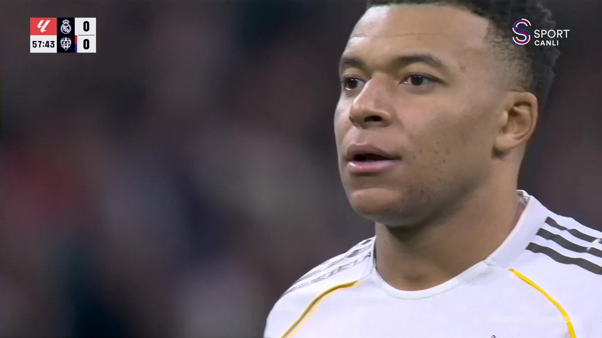 Mbappe, penaltıda hata yapmadı! ⚽