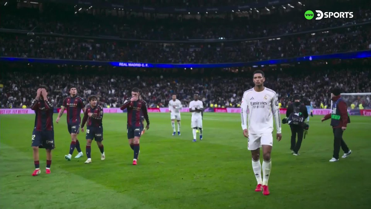 😳🤷🏻‍♂️ EXPLOTA EL BERNABÉU: PAÑUELOS BLANCOS Y ABUCHEOS DE LA GENTE AL PRIMER EQUIPO DEL REAL MADRID