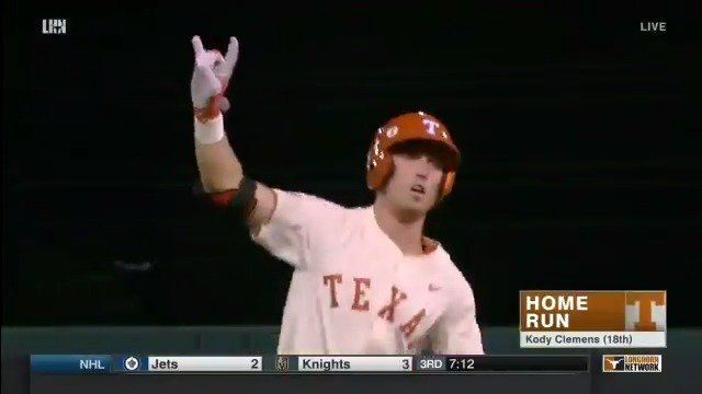 Texas Baseball Alumni Game is in 𝐓𝐖𝐎 𝐖𝐄𝐄𝐊𝐒! Can’t wait to see all of our favorites … Who remembers this Kody Clemens Walk-Off vs. TCU? I bet Jim Schlossnagle does. 😜🤘🏼⚾️