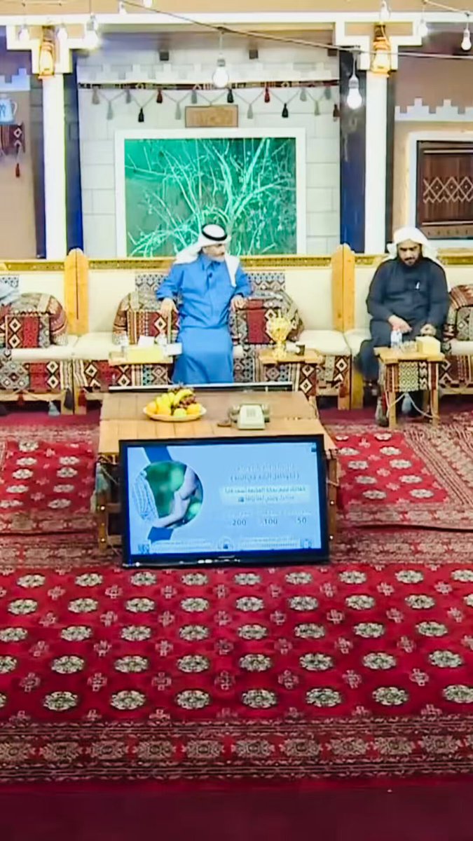 هكذا كان اللقاء بعد عشرين سنة 💔💔.. #سلطان_المجنوني