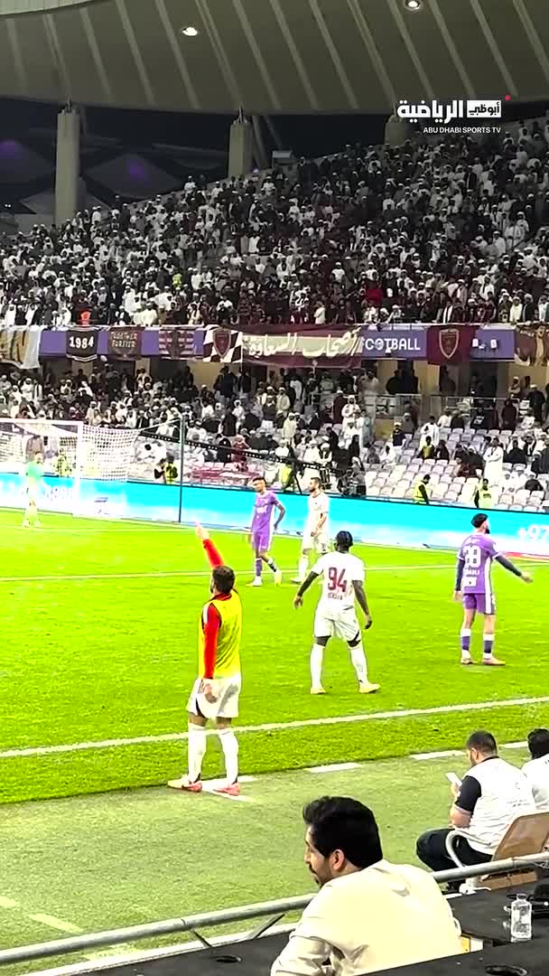 تاديتش بعد استبداله.. لم يتوقف #العين_الوحدة #دوري_أدنوك_للمحترفين