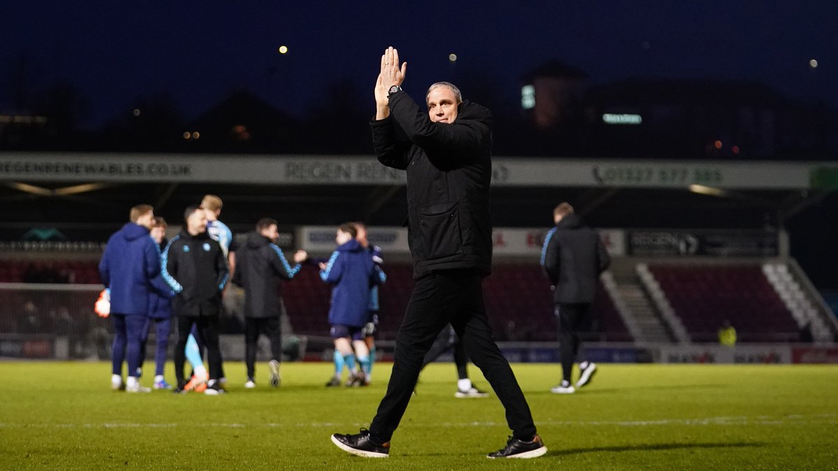 Duff reacts to a win on the road 🎤