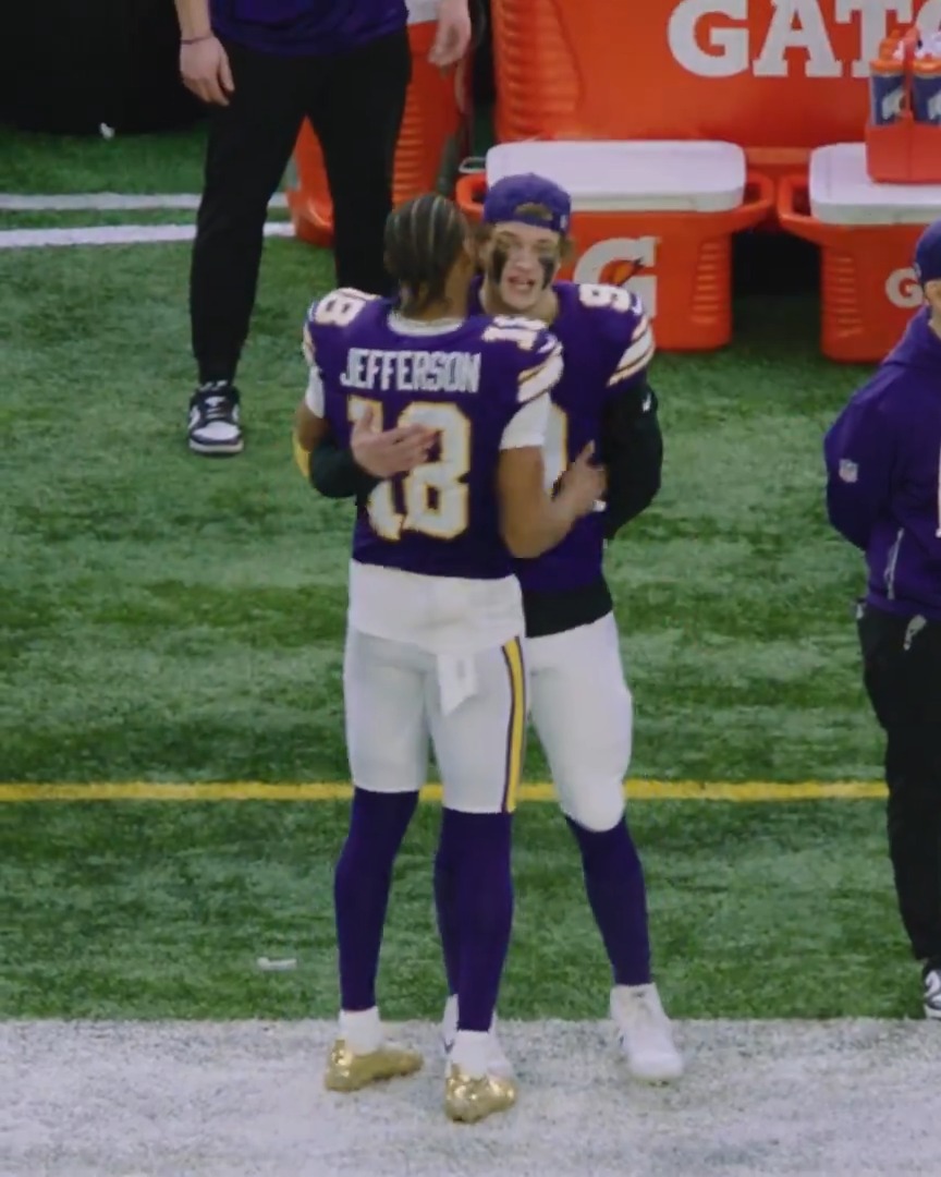 Onward and upward. 📺: