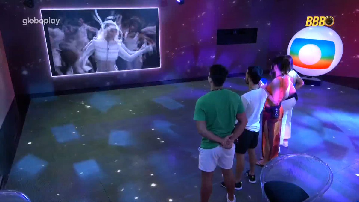pena que quem reagiu a isso foi o pior elenco da história do BBB imagina um serginho orgastic descobrindo q ela lançou uma abracadabra enquanto ele ta trancafiado