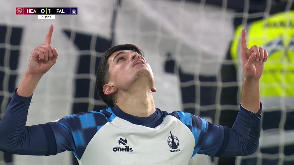 "Falkirk FC lead in the #ScottishCup against the league leaders!" 😱 Ben Parkinson gets the all-important goal for the Bairns 🔵