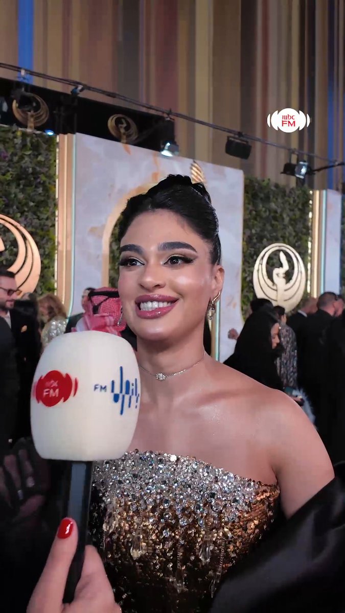 أغنية ترددها كثير الفنانة ليالي دهراب 👌🏻😂 #جوي_اووردز #موسم_الرياض #RiyadhSeason @joyawards موسم الرياض | Riyadh Season #JoyAwards #MBCFM