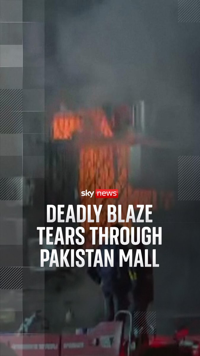 A huge fire tore through the Gul Plaza mall in Karachi, Pakistan, causing death, injury and extensive damage. The plume of smoke was reportedly visible from miles away, while the cause of the blaze remains a mystery. 🔗