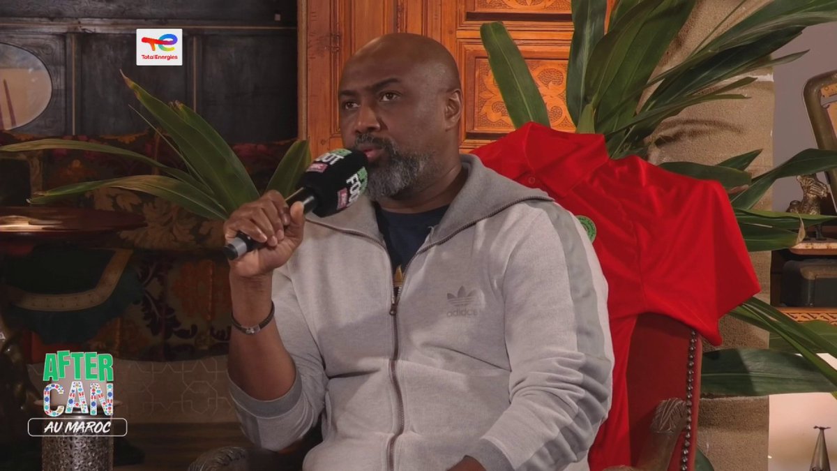 🇲🇦🇸🇳 Robert Malm : "Le Sénégal a beaucoup plus de certitudes dans le jeu. Qu'est-ce qu'il se passera si le Maroc est mené ? Ils n'ont encore jamais été menés dans cette CAN... Les 2 sélections sont très proches. Le Sénégal a l'expérience, beaucoup de joueurs ont déjà joués une finale de CAN, alors que côté Marocain, beaucoup vont la découvrir." 🌍 Avec TotalEnergies France et Football Together !