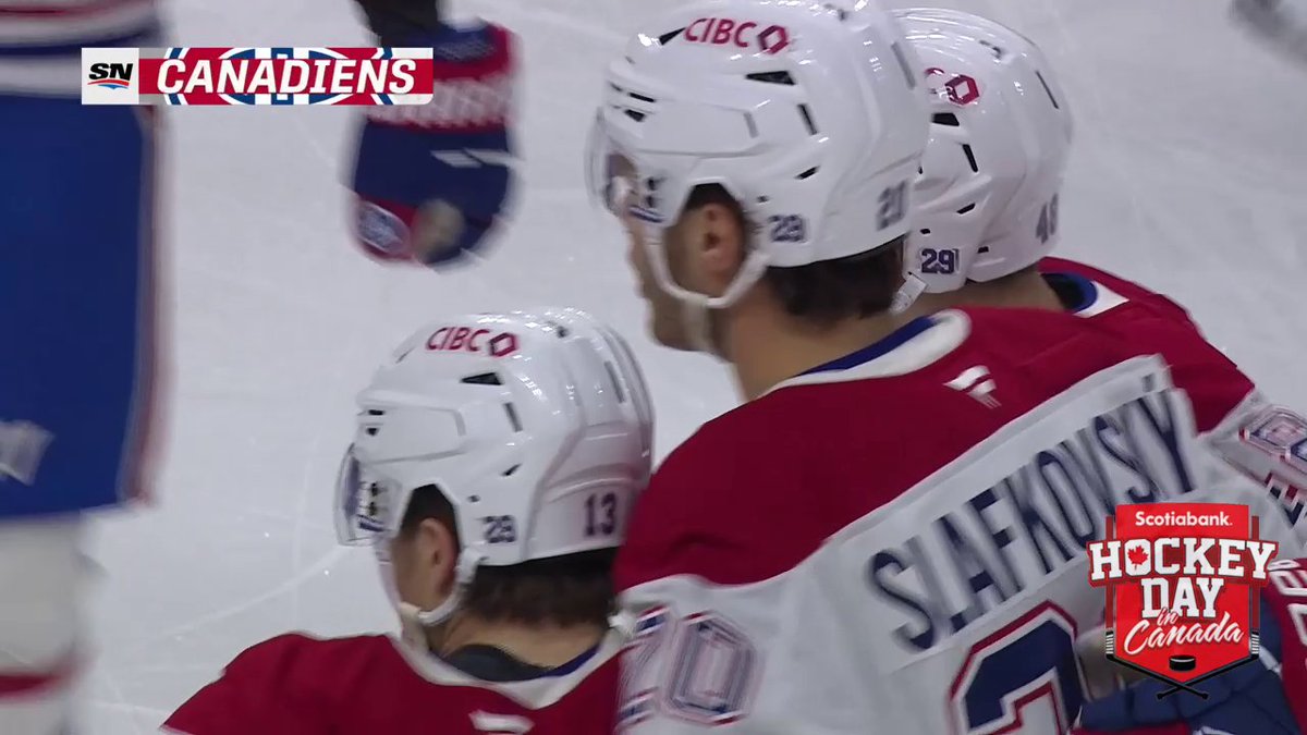 Suzuki ➡️ Caufield ➡️ Slafkovský Just like they drew it up on Scotiabank #HockeyDay in Canada! 📺: Sportsnet & TVA Sports