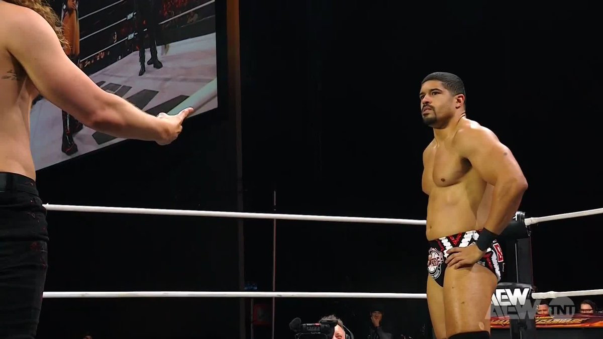 .Anthony Bowens should know better than to scissor with just anybody! Watch #AEWCollision on TNT &amp; HBO Max