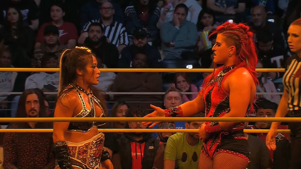 .Elayna Black just sent a message to the TNA Knockouts World Champion! 雷影 .李 (Léi Yǐng .Lee) Watch #TNAGenesis LIVE on TNA+: