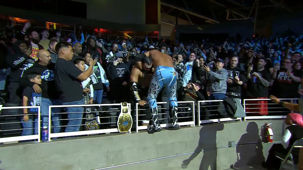 .👑 Frankie Kazarian 👑 and Mike SANTANA🇵🇷 are battling ALL OVER the Curtis Culwell Center! Watch #TNAGenesis LIVE on TNA+: