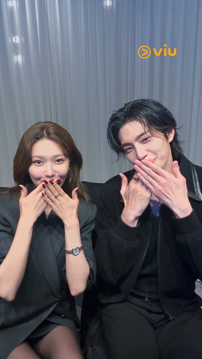 HELP 😭🔥 #KimJaeYeong × #ChoiSooYoung’s chemistry is POPPIN’ OFF we can’t handle this 💥 #IDOLI