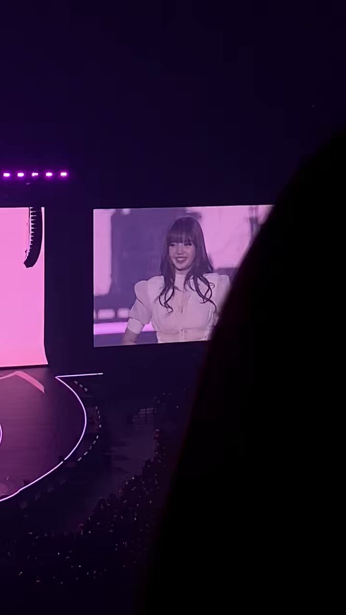 LISA LISA LISA LISA LLOUD LISA YABAI IN TOKYO #DEADLINEinTOKYO_LISA #BLACKPINK_DEADLINE