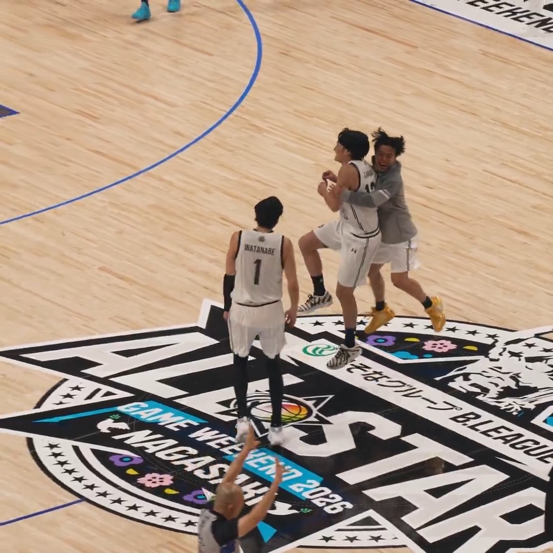 仲間たちも超祝福🙌✨ MVPに輝いた #田中大貴 のゲームウィナー👌 田中大貴(Daiki Tanaka) サンロッカーズ渋谷 #Bリーグオールスター #Bリーグ #りそなグループ