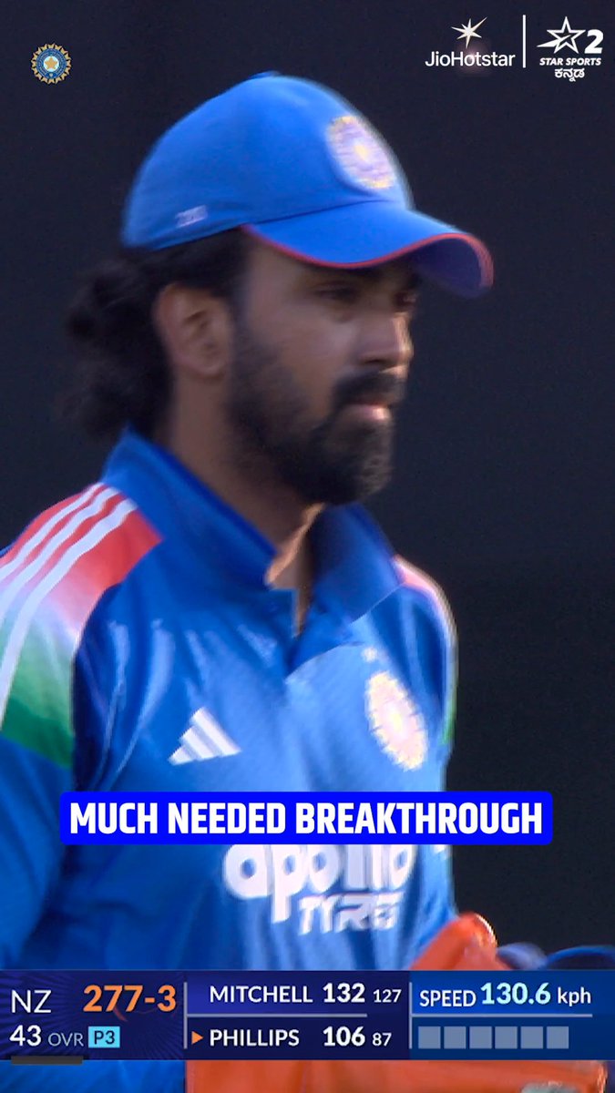 A MATCH CHANGING CATCH BY KL RAHUL...!! 🦁