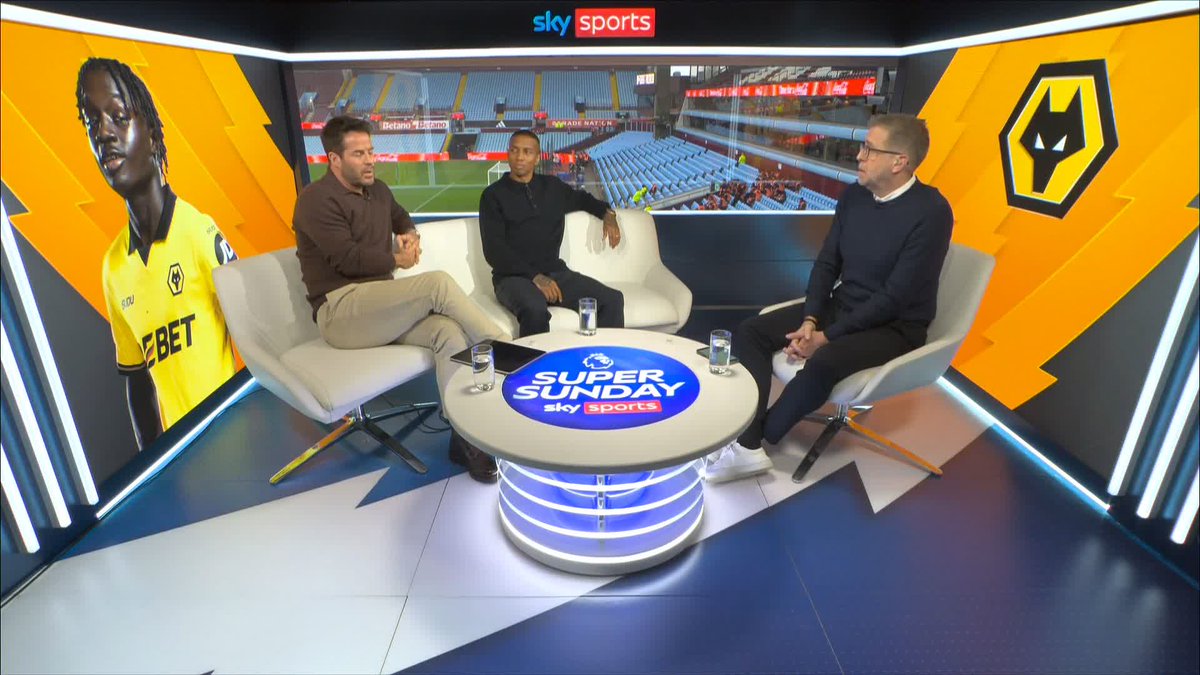 "The easy thing to do is go with experience than go with a young player, but Rob has took it as an opportunity." Jamie Redknapp praises Rob Edwards for bringing in young talent 🌟