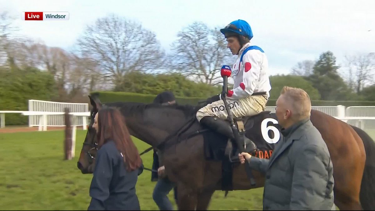 "Sport gives you everything... this game has given me everything!" 🤍💙 Harry Skelton's post-race chat with Matt Chapman is a must listen! 👇