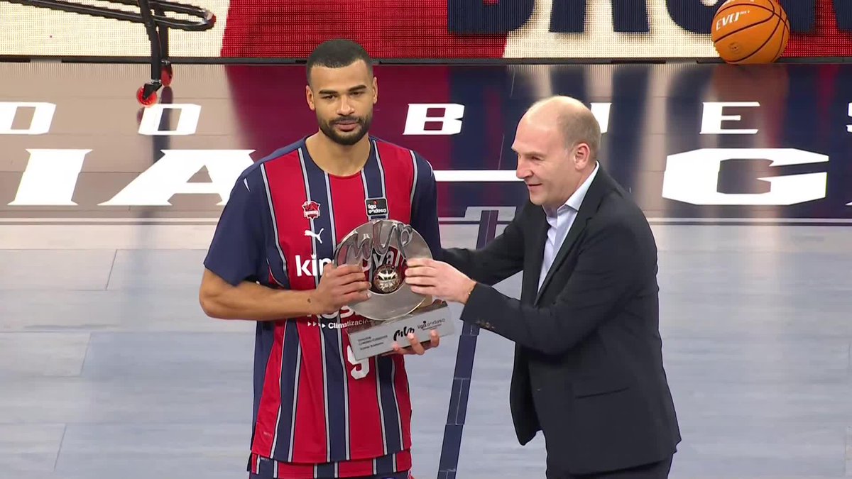 ยกAsรญ ha recibido Timothรฉ Luwawu-Cabarrot su MVP del mes de noviembre de la #LigaEndesa! โญ๏ธ ๐บ DAZN Espaรฑa | #LigaEndesa | Kosner Baskonia