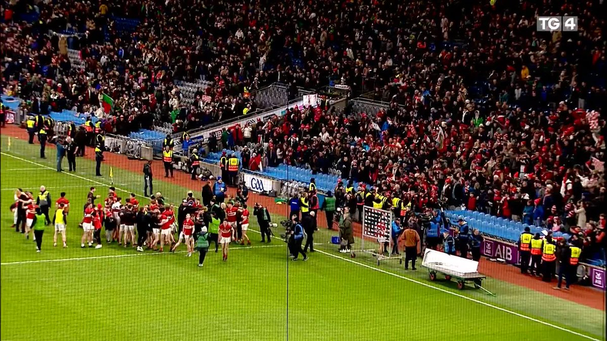 "Beidh ceilúradh mór againn i Daingean Uí Chúis amárach is dócha!"💬🎉 Smaointe Dylan Geaney tar éis an chluiche iontach i bPáirc an Chrócaigh. CLG Daingean Uí Chúis BEO/LIVETG4 AR TG4 📺 #GAABEO