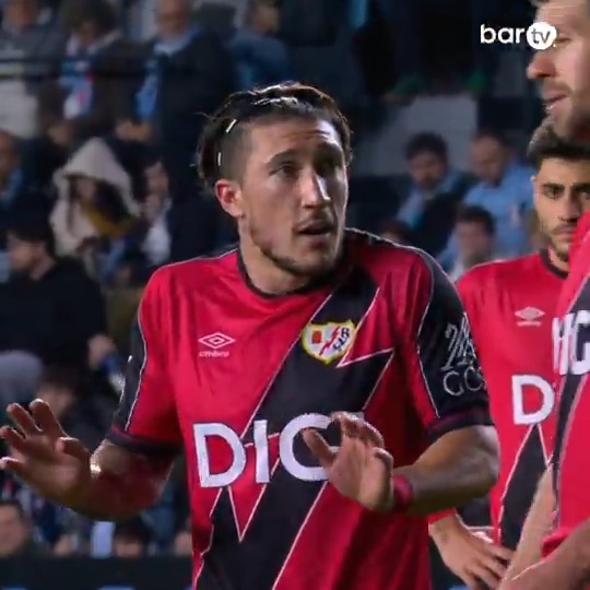 🥴 Penalti a favor del Celta y el Alfonso Espino no se lo cree... #TodoPasaEnTuBar