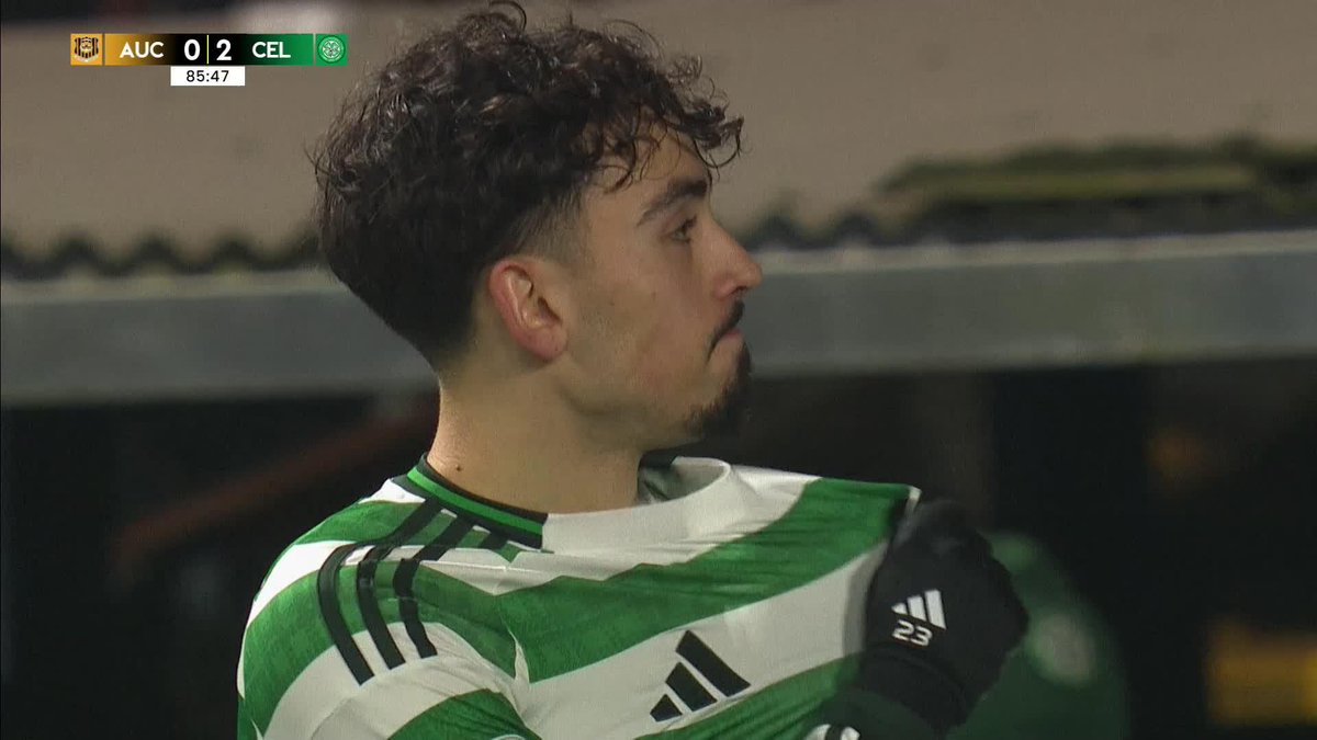 ⚽️ Tounekti with a brilliant strike to double our lead! #ScottishCup | #AUCCEL | #CelticFC🍀