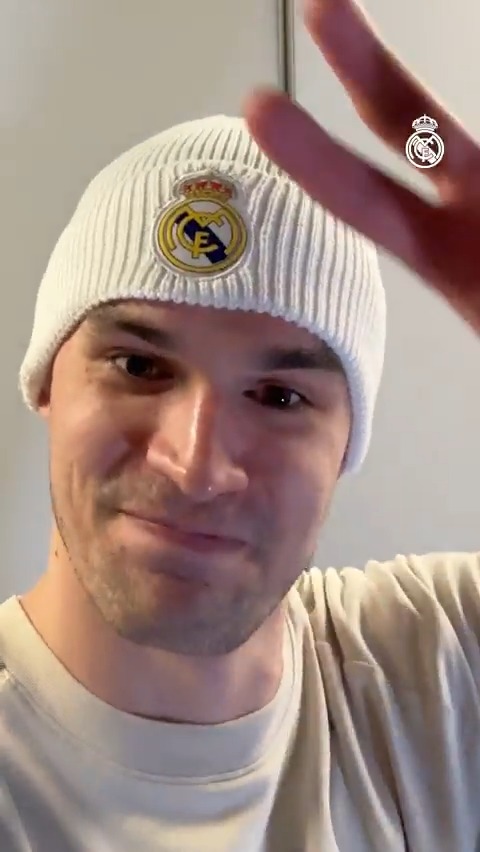 🤳 Mario Hezonja: "Madridistas, muchas gracias por vuestro apoyo esta semana. ¡Hala Madrid!”.