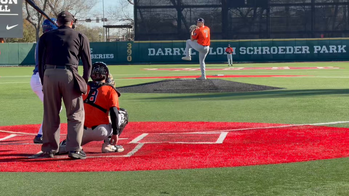 📢 Quit sleeping on this guy… Jordan Garza (Jordan Garza) did, well, what he always does. He shoved. But his stuff looked improved. FB velocity ticking up; SL is harder with a late, sharp turn; showed ability to execute and flashed splitter. Truly, one of the best RHPs in Texas and perhaps the nation is poised for an elite senior year. FB: 92-95 MPH SL: 86 MPH SPLIT: 85 MPH Veterans Memorial (TX) 2026 - DBU Baseball signee Five Tool South Texas Profile: