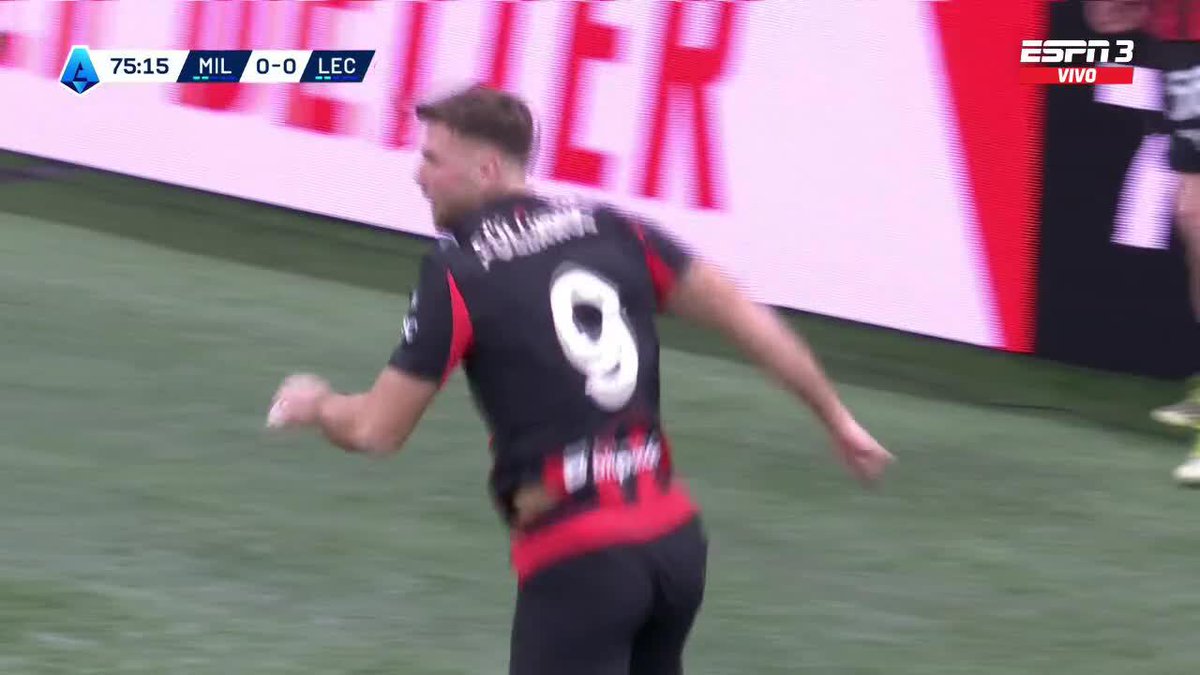 ¡QUIERE PELEAR POR LA CIMA! Apareció Fullkrug para poner el 1-0 del Milan al Lecce en la fecha 21 de la #SerieAxESPN y dejar al Rossonero a 3 puntos del líder Inter. 📺 Mirá la #SerieA por #DisneyPlus Plan Premium