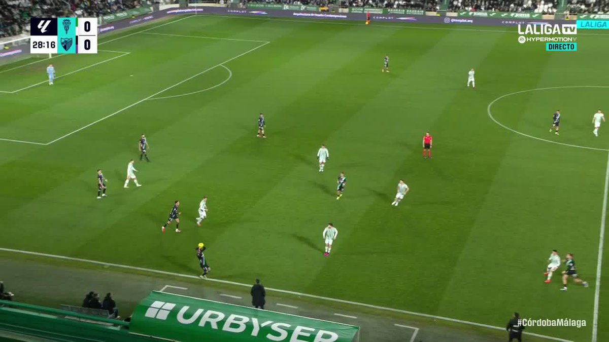 👎 Hace 2 meses, cuando perdió en León en el adiós de Pellicer, era 18°, en puntos de zona de descenso 👍 Hoy, tras ganar al Córdoba y enlazar 5 victorias, el Málaga CF asalta puestos de playoffs y se queda a sólo 3 puntos de los de ascenso directo