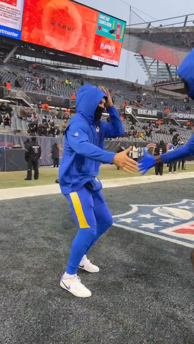 Puka having fun in the cold 🥶 LARvsCHI -- 6:30pm ET on NBC Stream on NFL+ + Peacock
