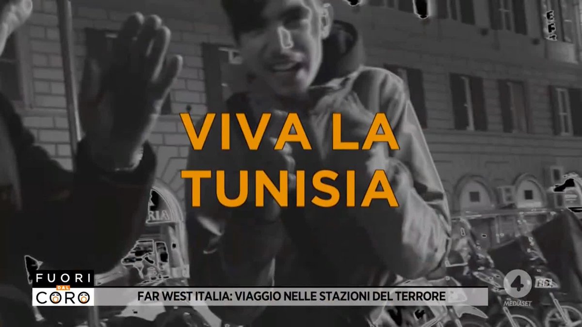 Girare per la zona della stazione Termini di #Roma senza essere vittime di immigrati violenti e minacciosi è diventato ormai impossibile in alcuni orari. Ecco cosa ci è successo. Il servizio completo di Cristina Autore a #Fuoridalcoro è su Mediaset Infinity