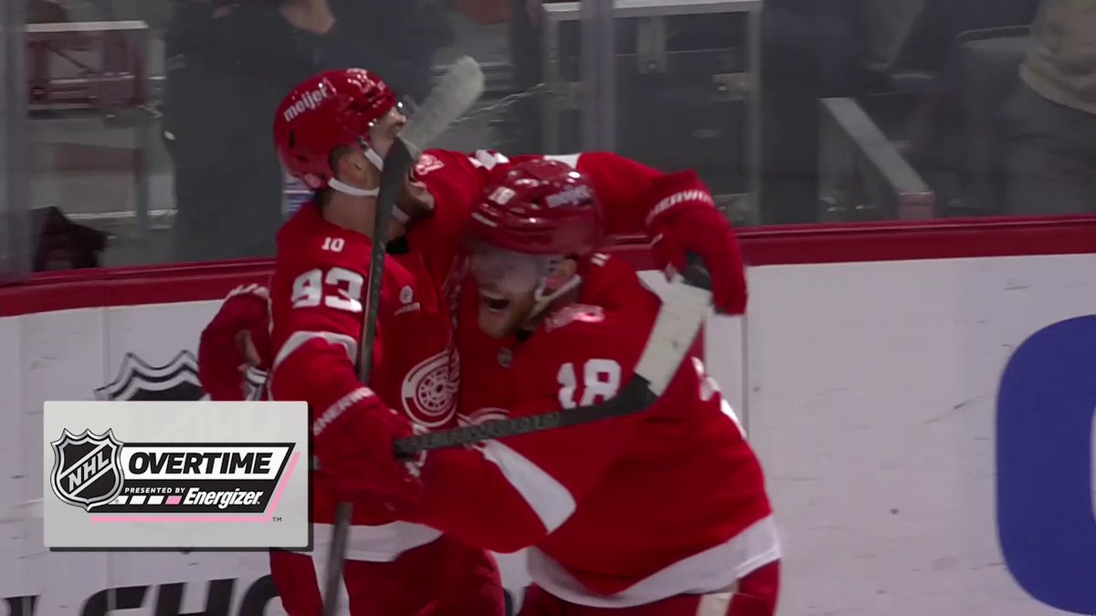 RED WINGS WIN 💥 Alex DeBrincat is the hero in Energizer overtime for the Detroit Red Wings!