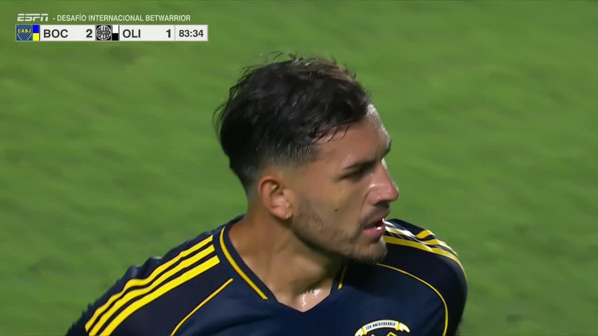 👏APLAUSOS para LEANDRO PAREDES que se iba reemplazado tras 84'.