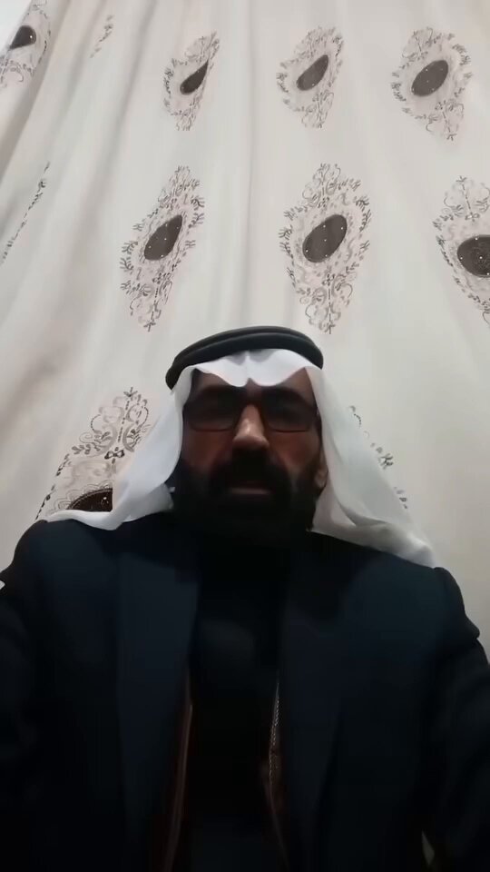 احد وجهاء القبائل العربية يعترض على قرار الحكومة السورية بجمع ميليشيات قسد/PKK في الحسكة ويحرم لبس العقال مادام في قسدي في الحسكة . #السعودية_العظمى #الجزيرة_العربية_السورية