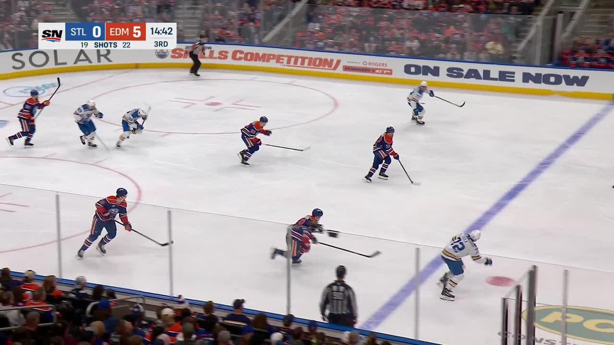 MCDAVID IS NOT FROM THIS PLANET 😳