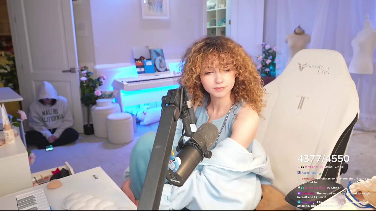 Bonnie explaining the songs she made for Cinna &amp; Emiru