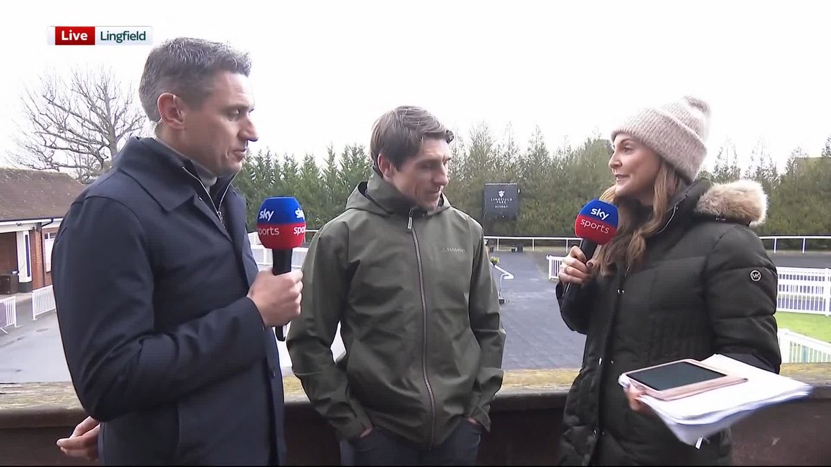 "I'll never fall out with Sean Bowen!" 🤝 Harry Skelton reflects on yesterday's disagreement with the champion jockey at Windsor Racecourse...