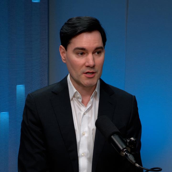 The US economy is expected to see positive GDP growth and falling inflation in 2026, but the forecast for the labor market is much less certain. David Mericle, Goldman Sachs Chief US Economist, discusses on our special podcast series, Exchanges: Outlook 2026.