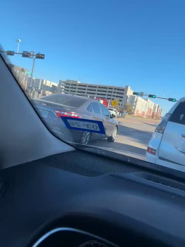 🔴 TRAFFIC ALERT: ICE operations are blocking some lanes of traffic on University Drive in College Station near Century Square and across from the Texas A&amp;M campus. 10:05 am 📸: Jessica B