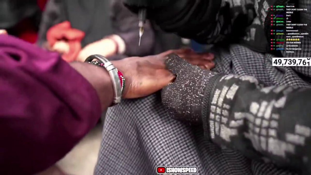 🚨| WATCH: Speed just got a CR7 henna tattoo in Marrakech, Morocco 👀🔥