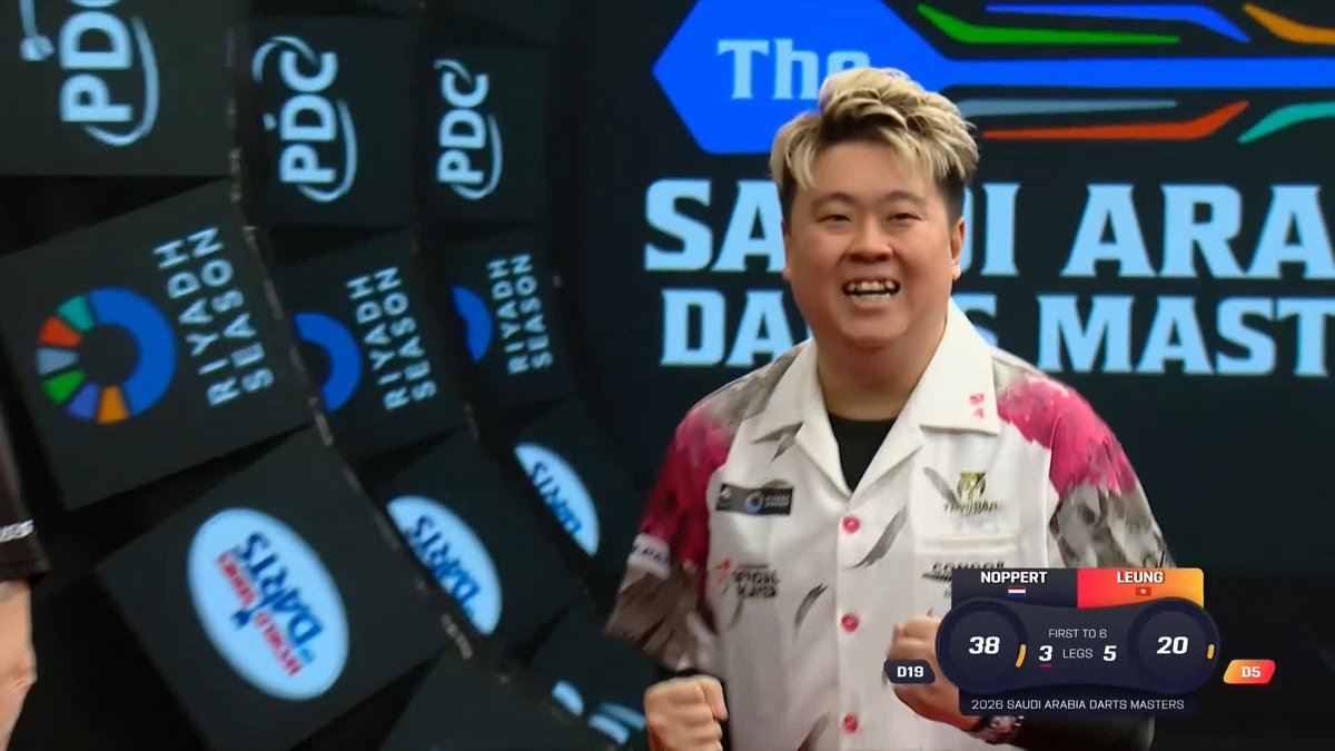 LEUNG STUNS NOPPERT! 🇭🇰 We have an early upset here in Riyadh! Man Lok Leung produces an impressive display to dump out Danny Noppert and advance to the quarter-finals! 📺 #RiyadhSeasonDarts | R1