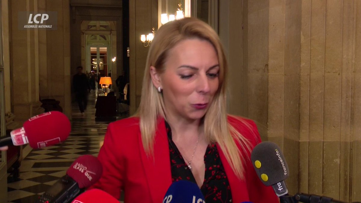 Utilisation du 49.3 par M. Lecornu : Le RN va déposer une motion de censure, fait savoir Edwige Diaz Ⓜ️, qui plaide aussi pour une dissolution de l'Assemblée. "Ceux qui sont la béquille rouillée et tordue du macronisme, le PS et LR, ont peur de retourner devant le peuple." #Budget