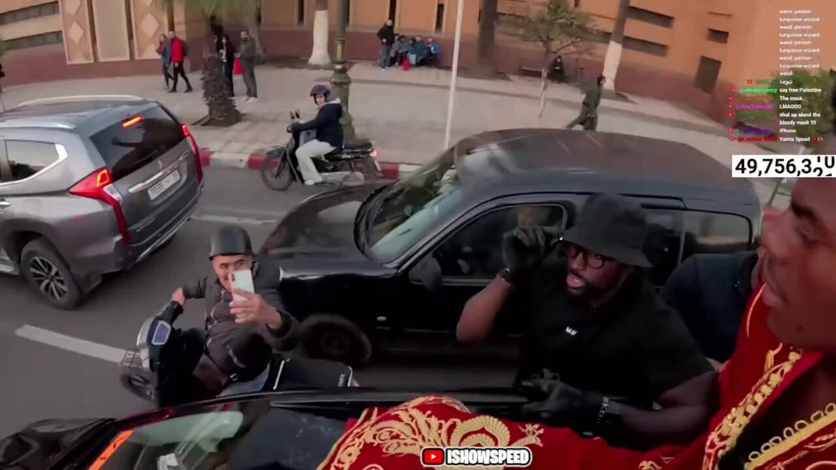 IShowSpeed casually communicates with a deaf and mute fan using sign language in Morocco ❤️🇲🇦