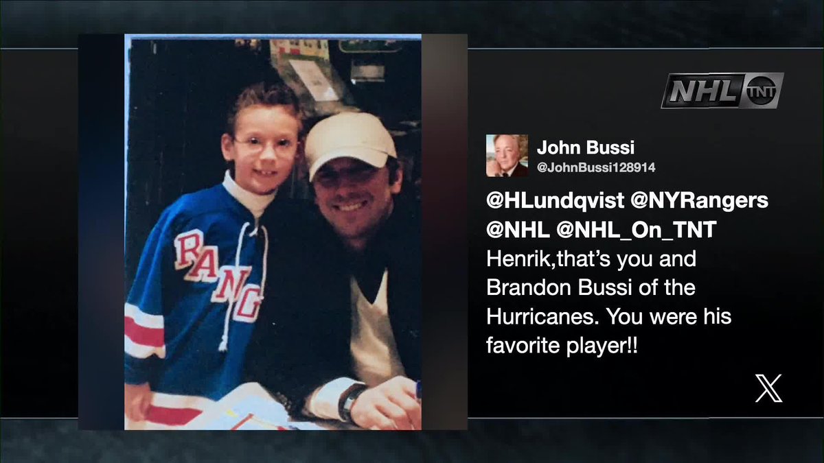 Hank reacts to a real photo of him and Canes goalie Brandon Bussi as a youngster 📸