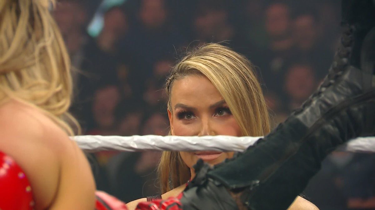 WHAT 😲 Nattie just cost Maxxine Dupri the match and Rebecca Quin retains the Women's Intercontinental Championship!