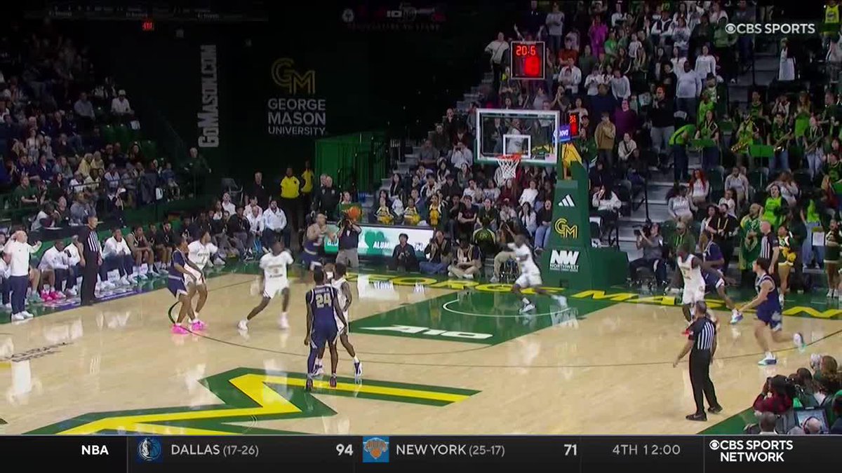If you need a quick 2 in a close game... this works 🤯 GW Men's Basketball